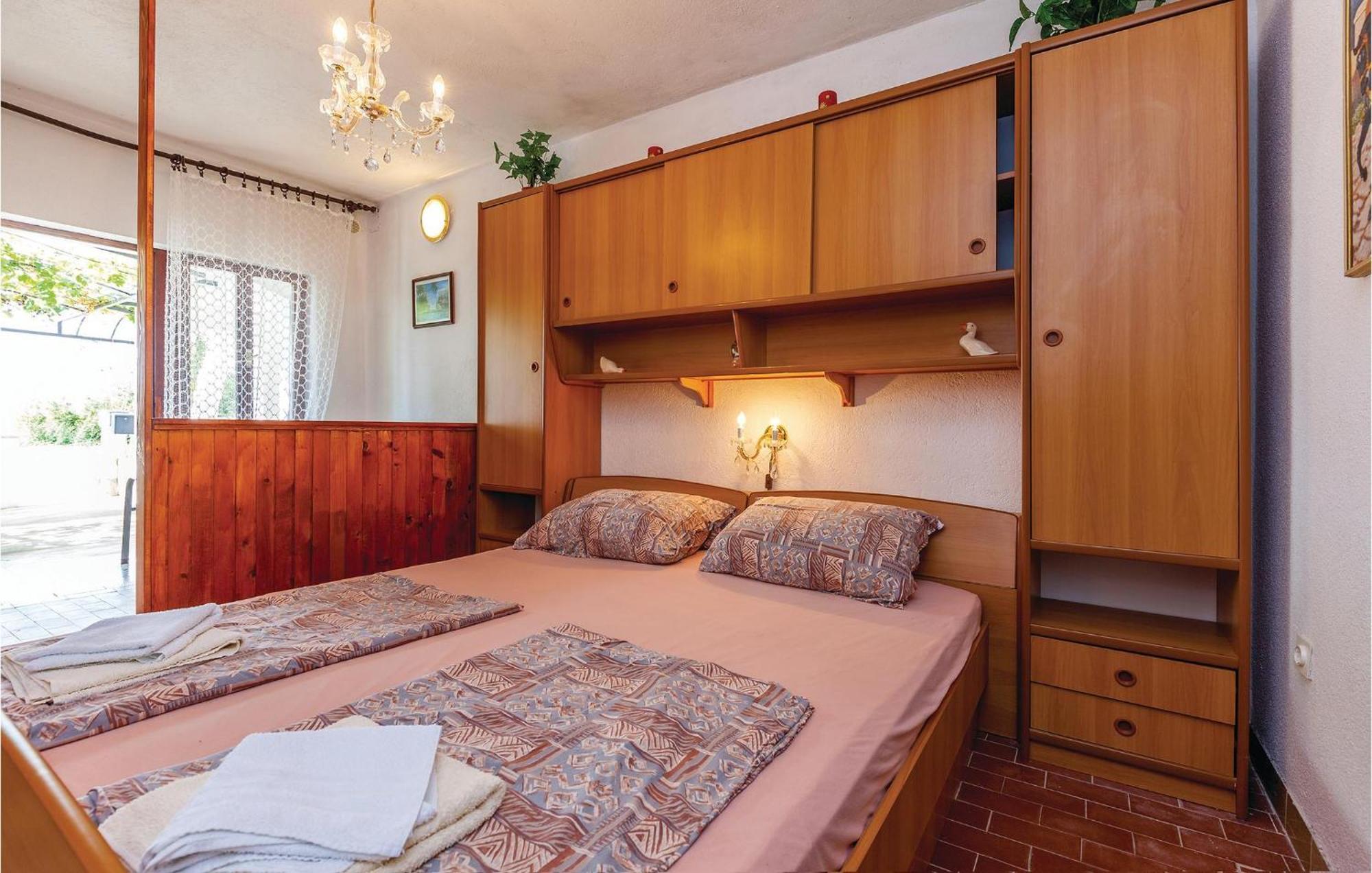Stunning Apartment In Crikvenica With Kitchen Экстерьер фото